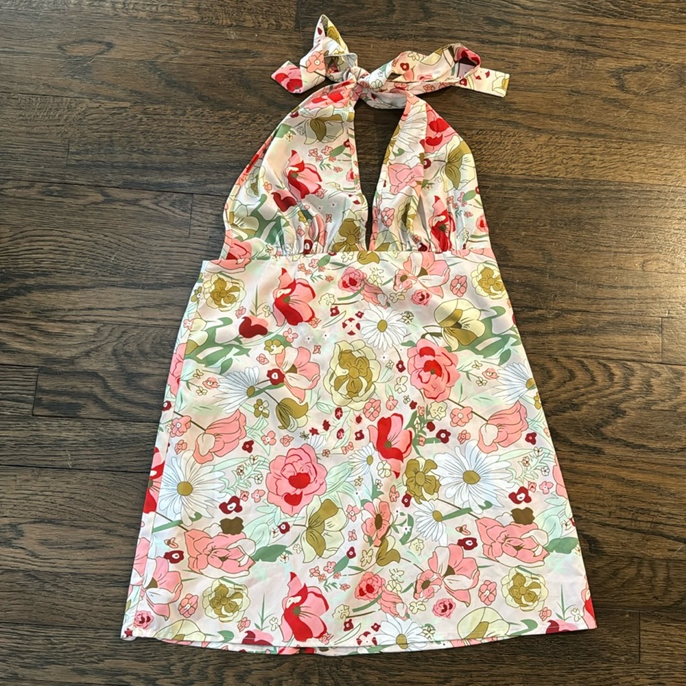 Floral Halter Dress 🌸
